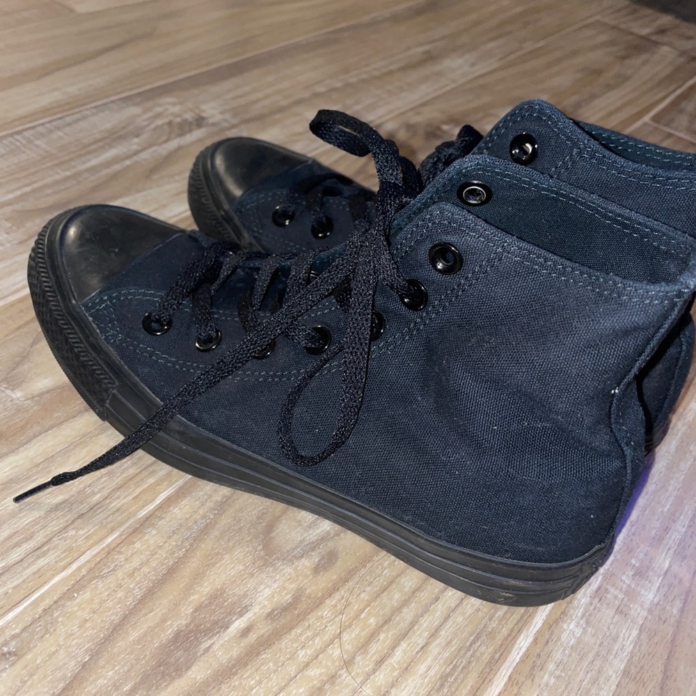 All Black Converse High top